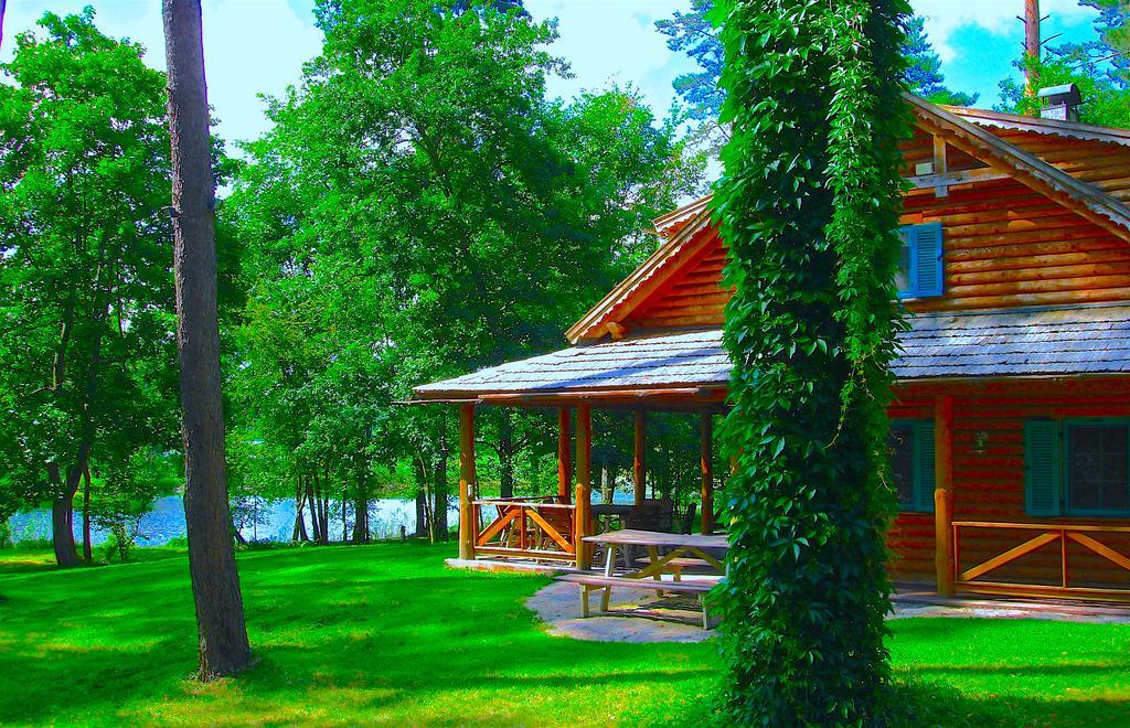 Dwor Sosnowo Hotel Pojezierce Exterior photo